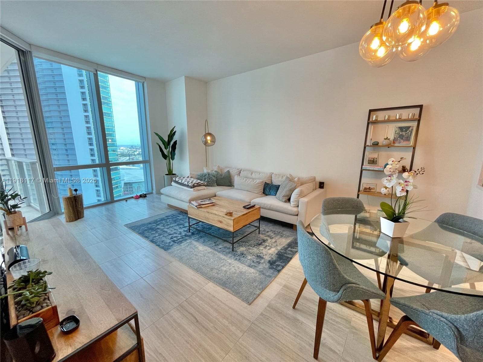 851 NE 1st Ave # 2605, Miami FL 33132 — 9