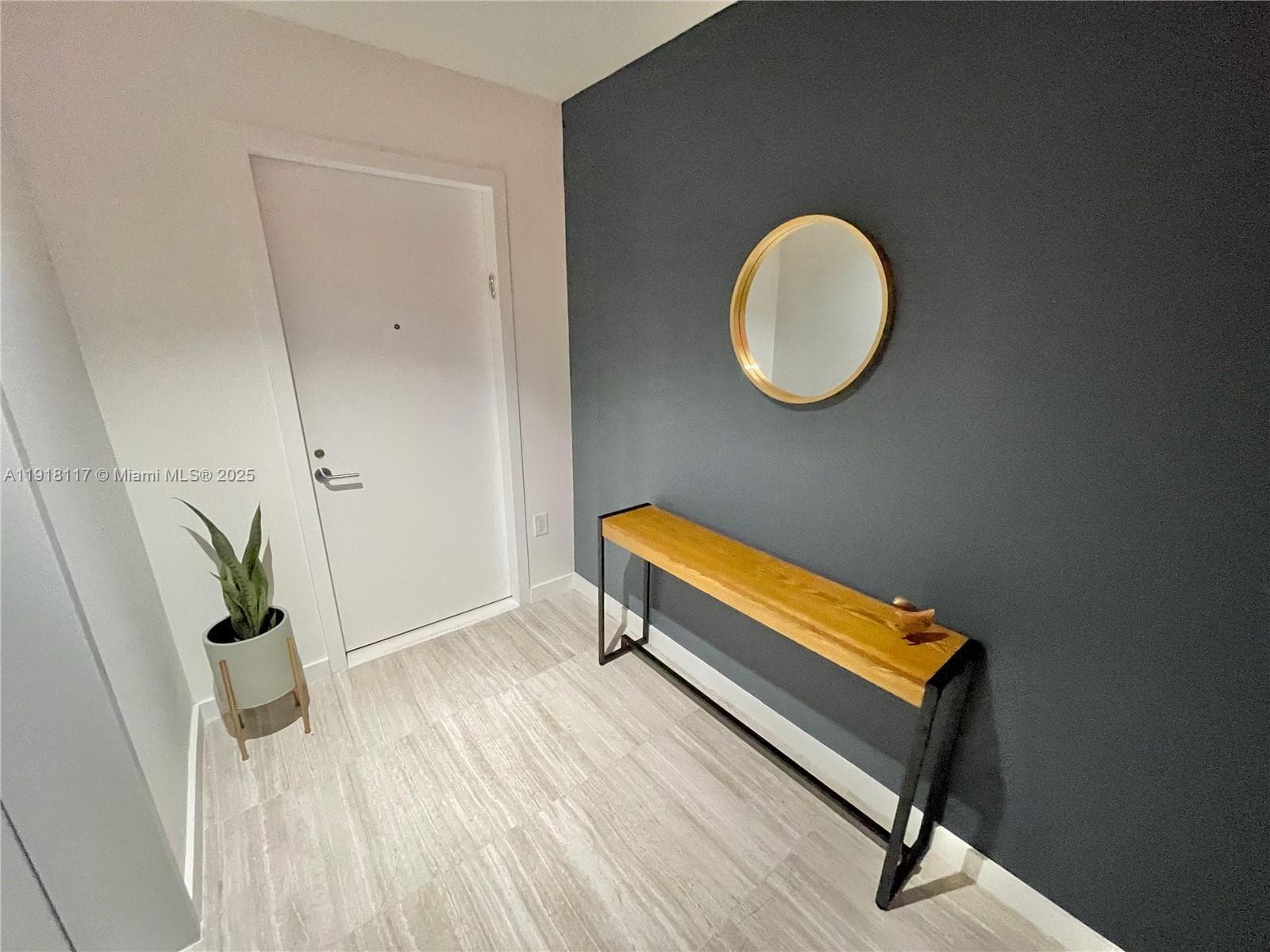 851 NE 1st Ave # 2605, Miami FL 33132 — 48