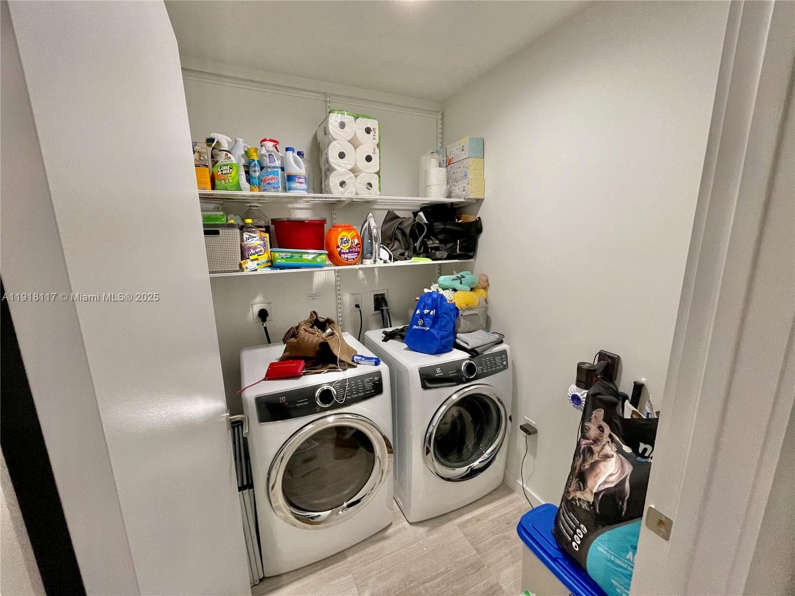 851 NE 1st Ave # 2605, Miami FL 33132 — 44