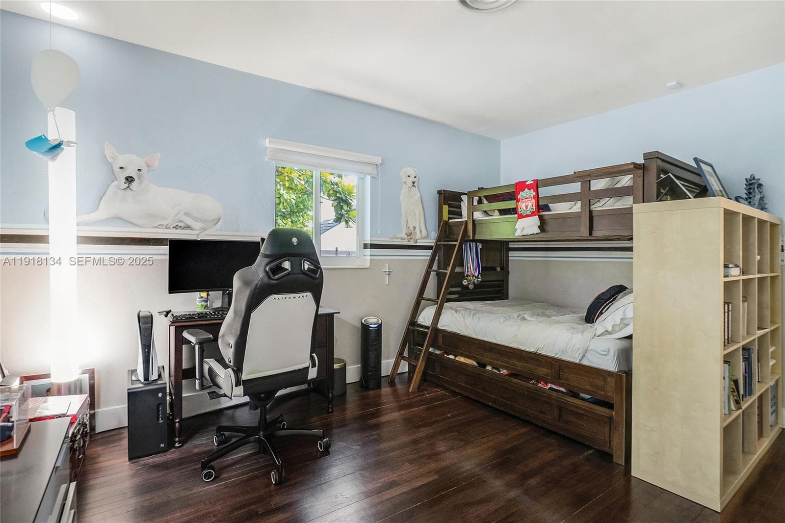 259 E Shore Dr, Miami FL 33133 — 24