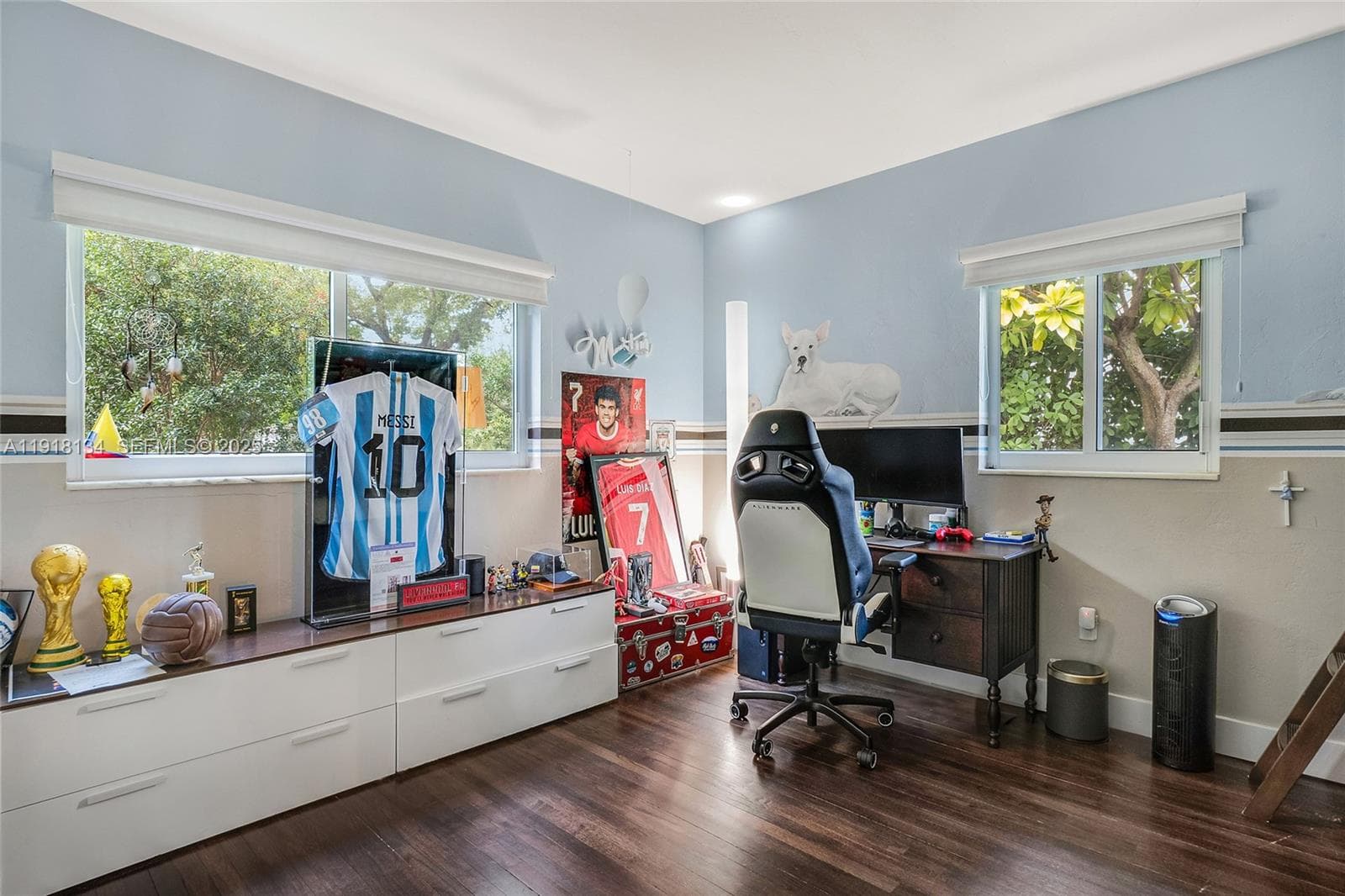 259 E Shore Dr, Miami FL 33133 — 25