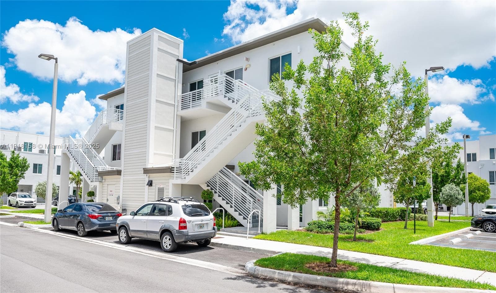 10290 NW 64th Ter # 103, Doral FL 33178 — 2