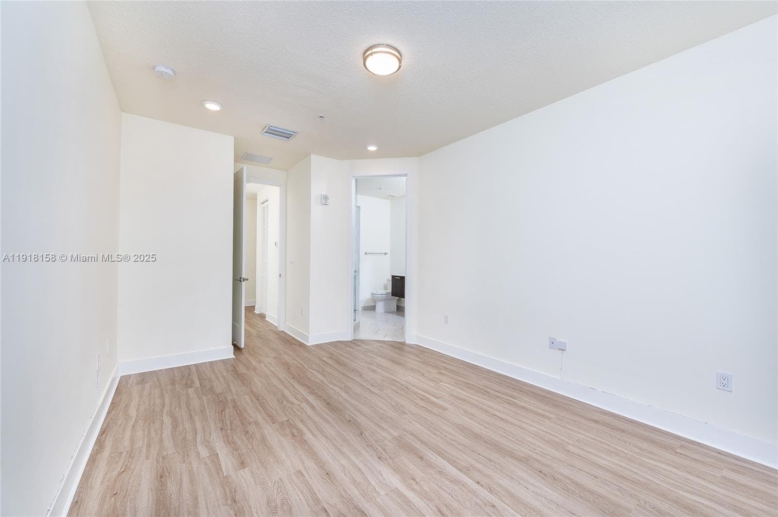 10290 NW 64th Ter # 103, Doral FL 33178 — 17
