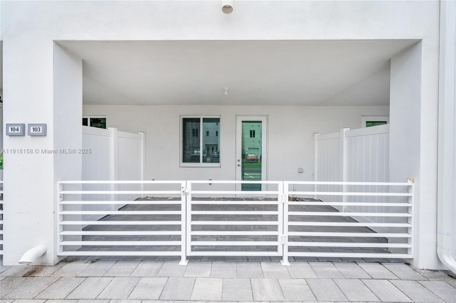10290 NW 64th Ter # 103, Doral FL 33178 — 3