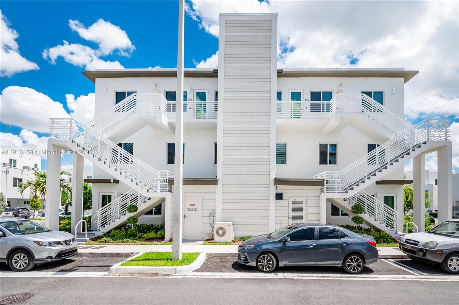 10290 NW 64th Ter # 103, Doral FL 33178 — 1