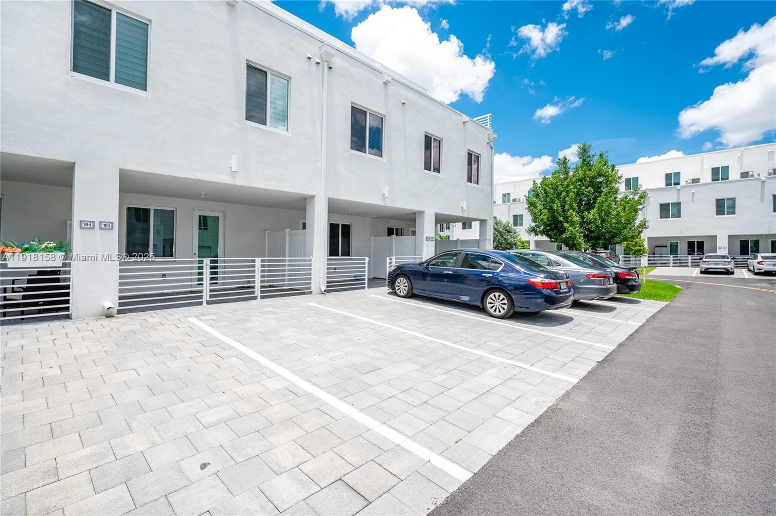 10290 NW 64th Ter # 103, Doral FL 33178 — 5