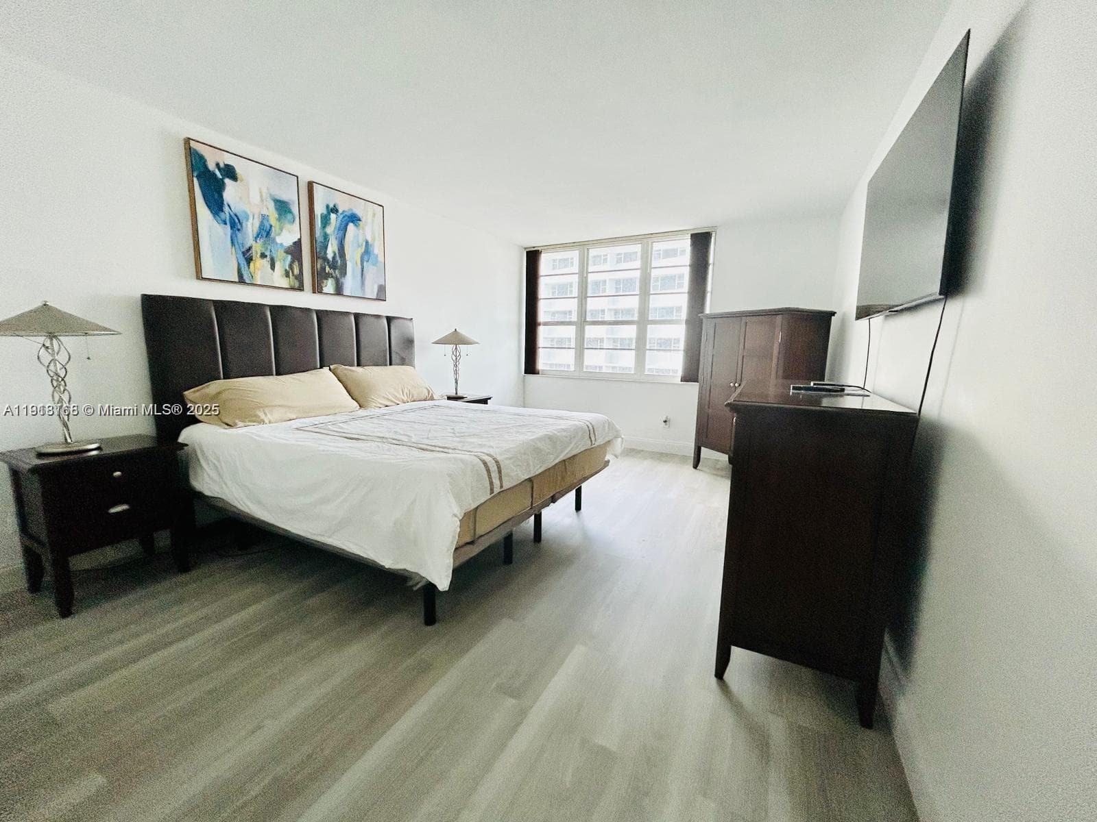 100 Lincoln Rd # 535, Miami Beach FL 33139 — 12