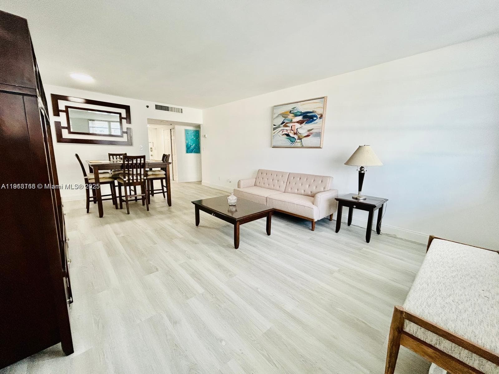 100 Lincoln Rd # 535, Miami Beach FL 33139 — 1