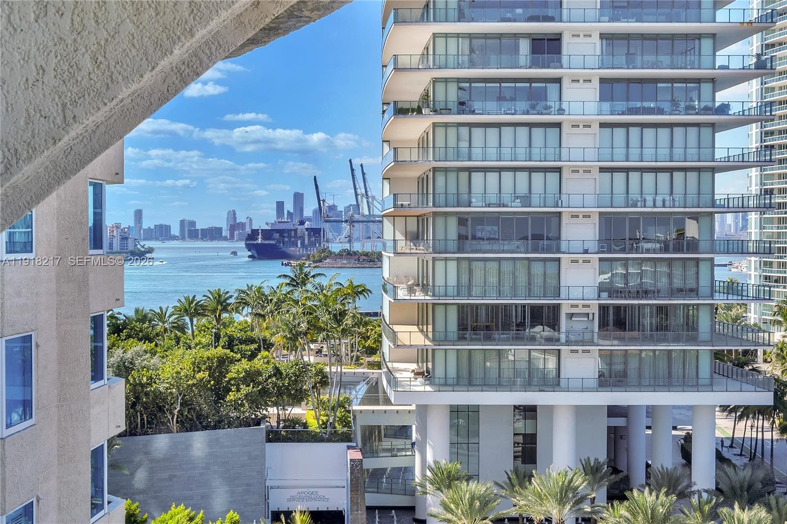 300 S Pointe Dr # 906, Miami Beach FL 33139 — 11