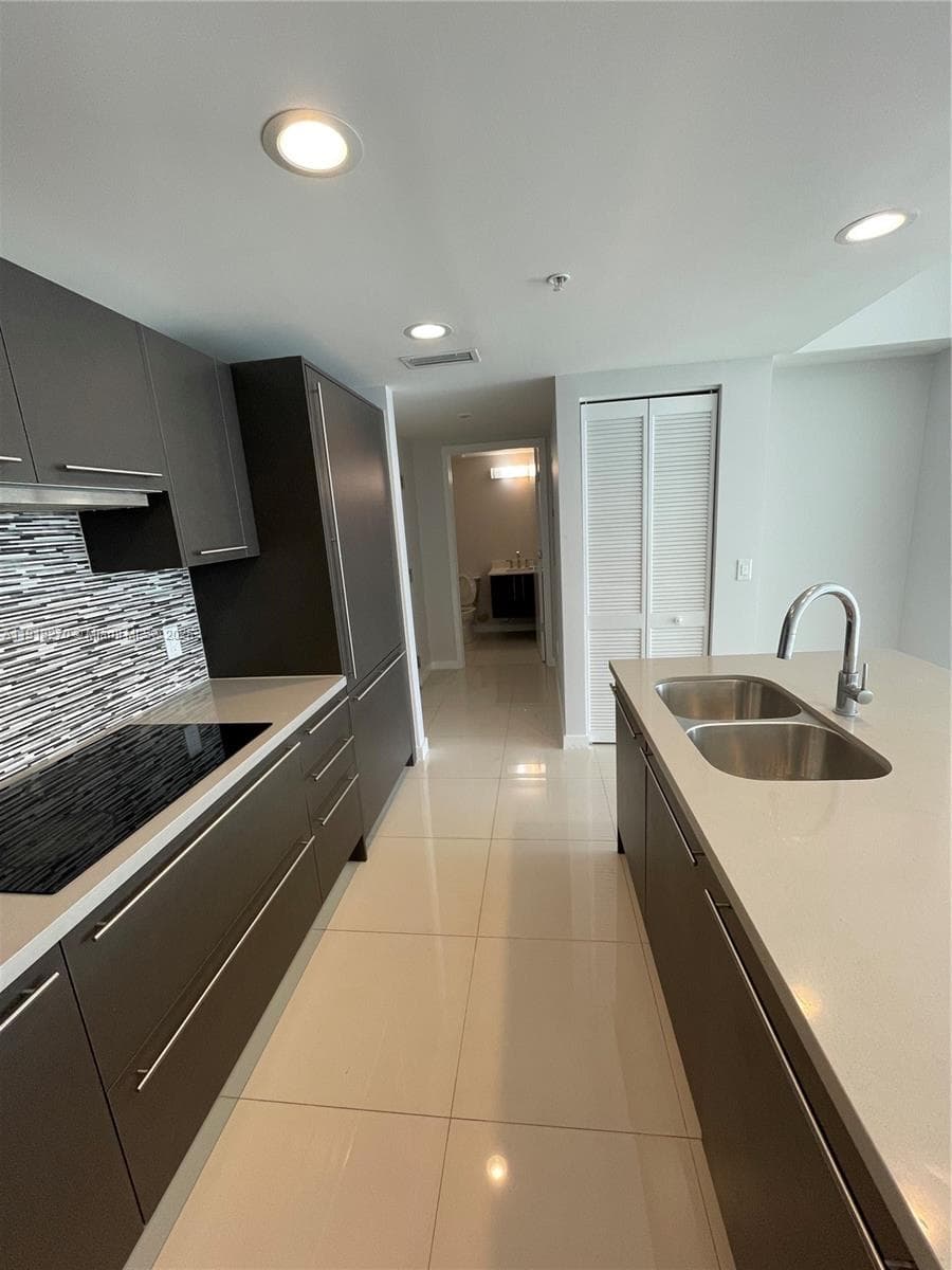 7875 NW 107th Ave # 514, Doral FL 33178 — 5