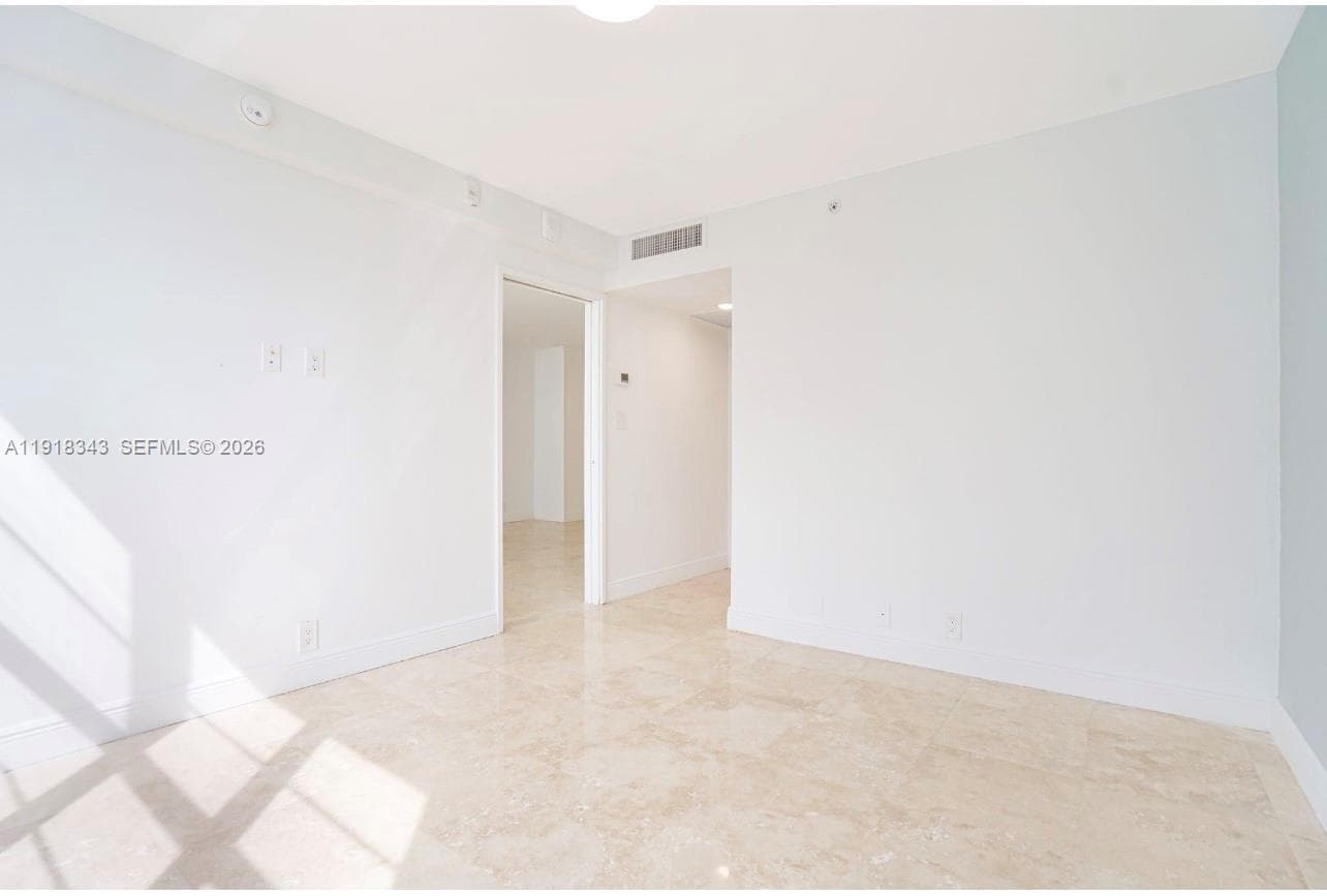 5101 Collins Ave # 14K, Miami Beach FL 33140 — 3