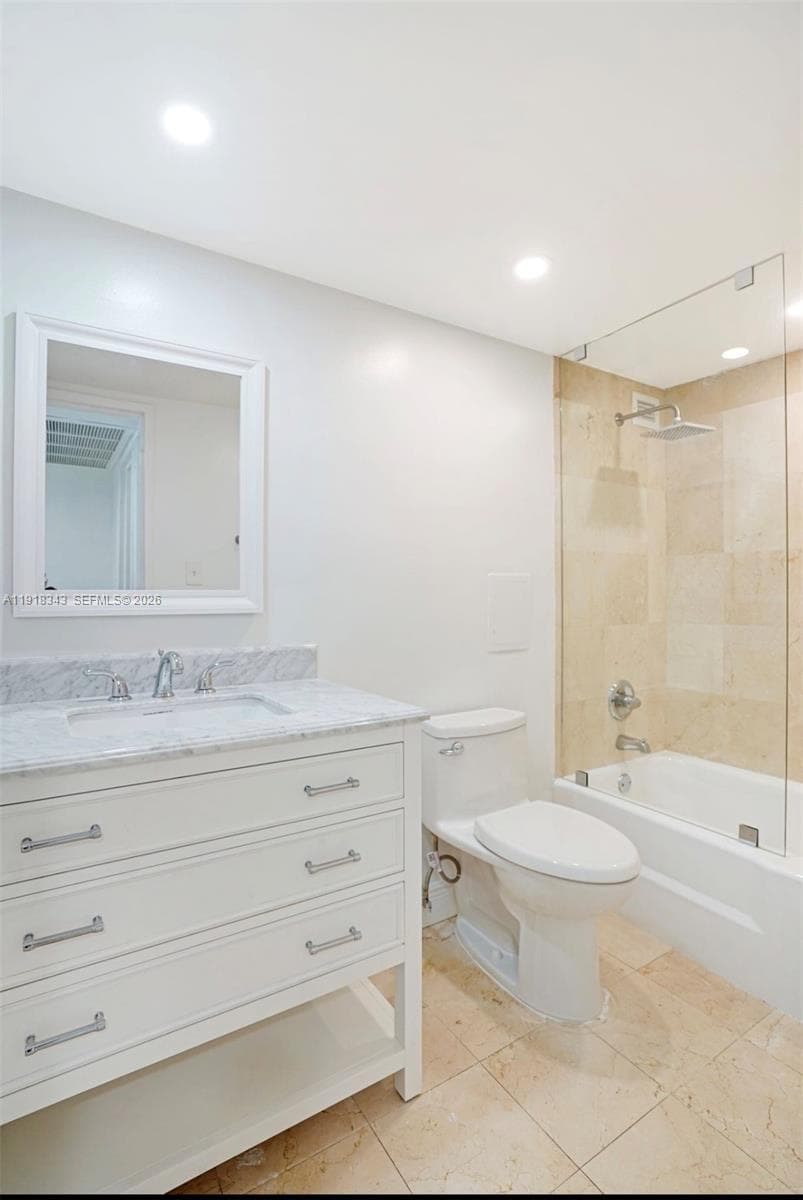 5101 Collins Ave # 14K, Miami Beach FL 33140 — 4