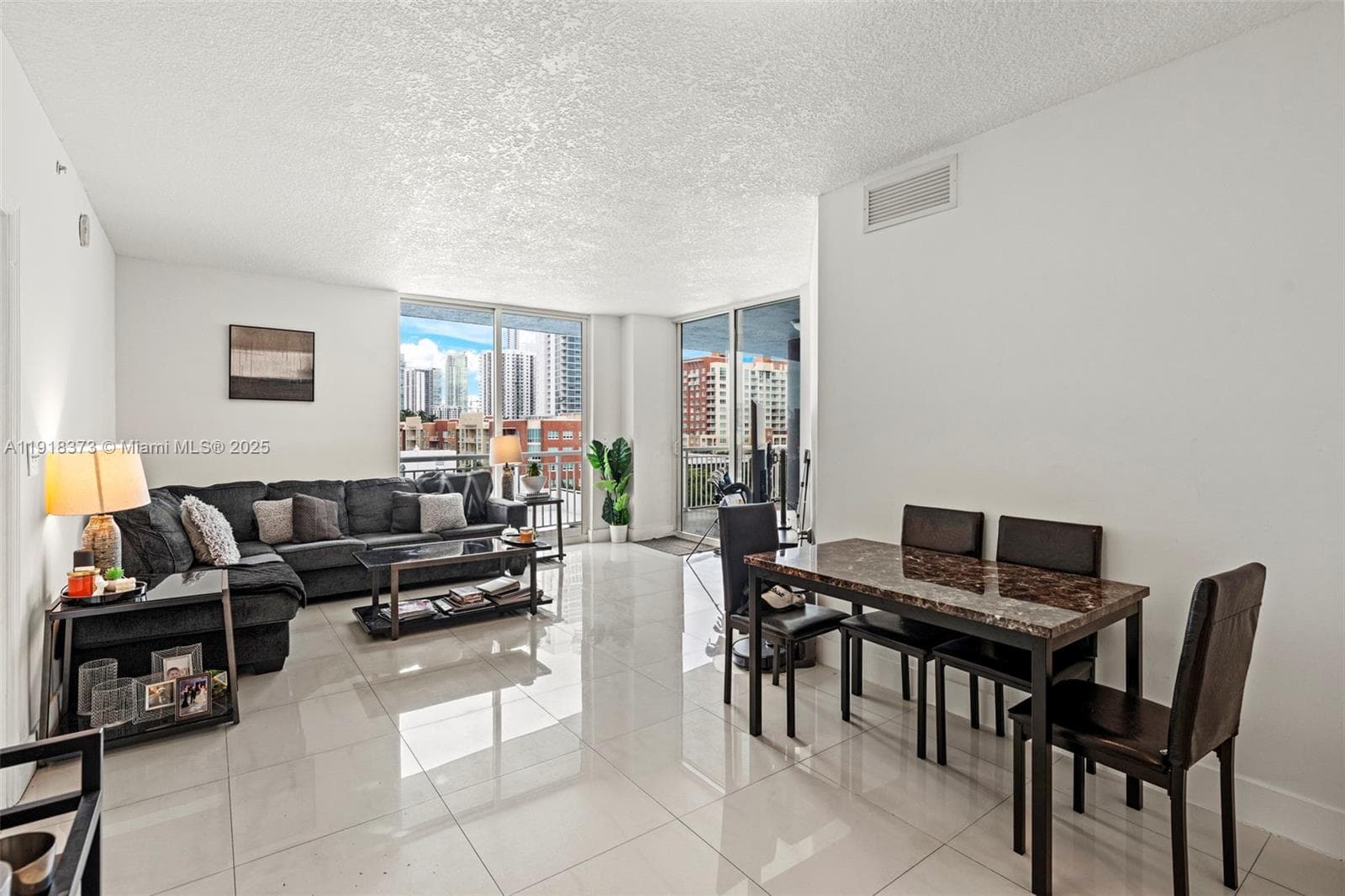 275 NE 18th St # 708, Miami FL 33132 — 26