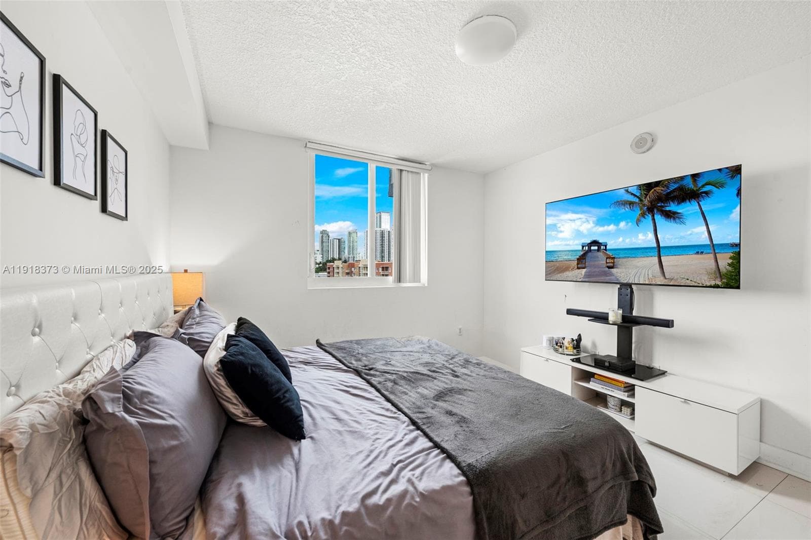 275 NE 18th St # 708, Miami FL 33132 — 19