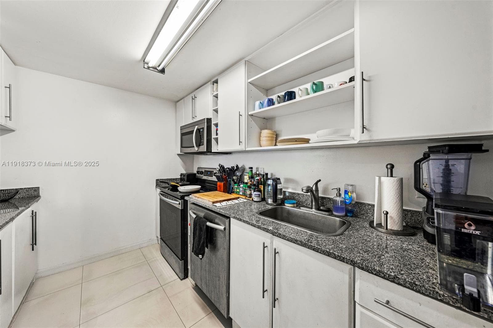 275 NE 18th St # 708, Miami FL 33132 — 29