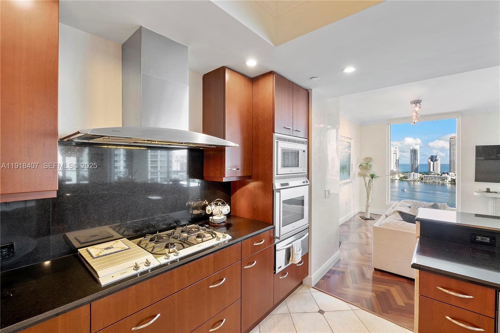 6000 Island Blvd # 2406, Aventura FL 33160 — 23