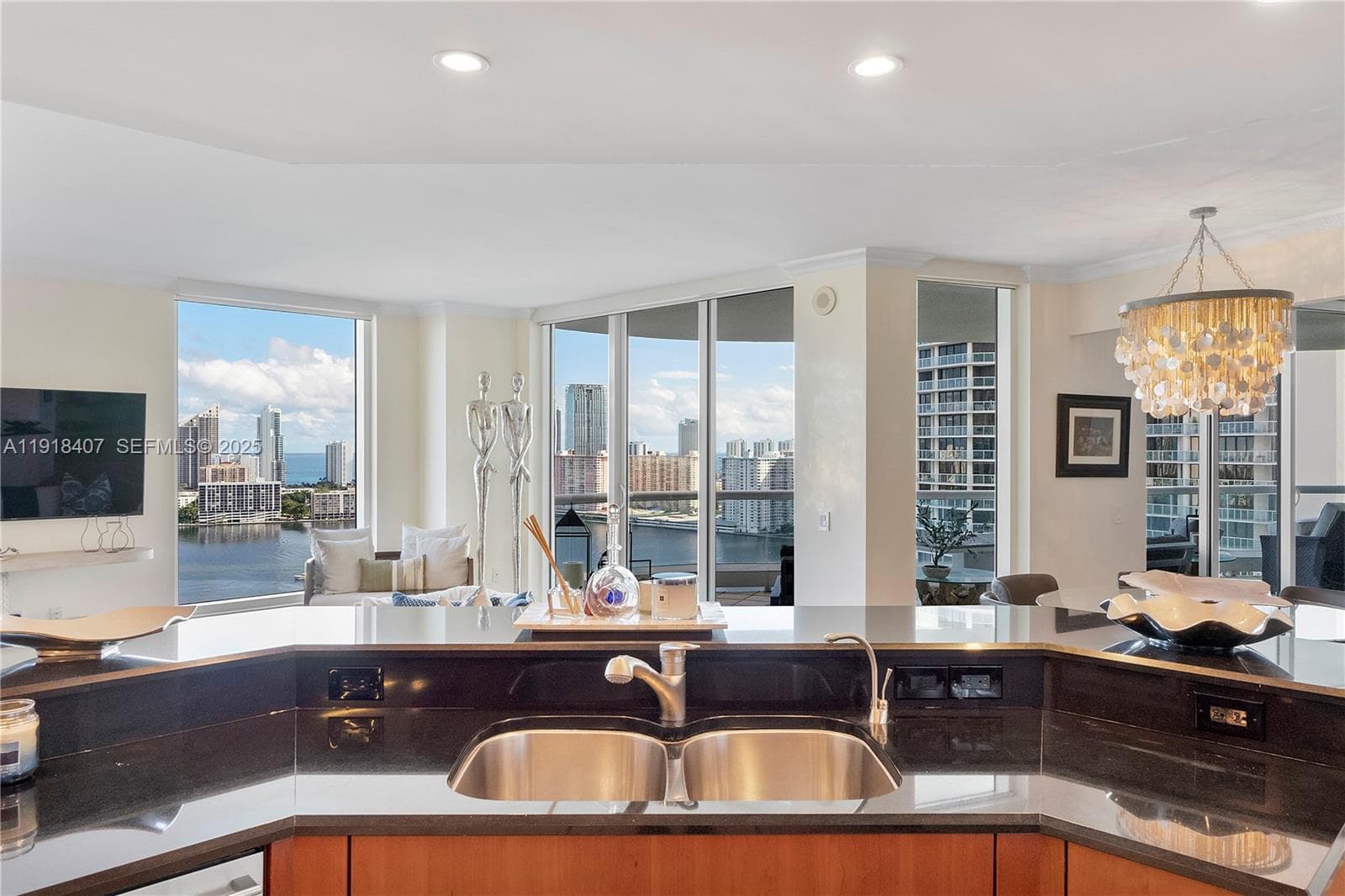 6000 Island Blvd # 2406, Aventura FL 33160 — 18