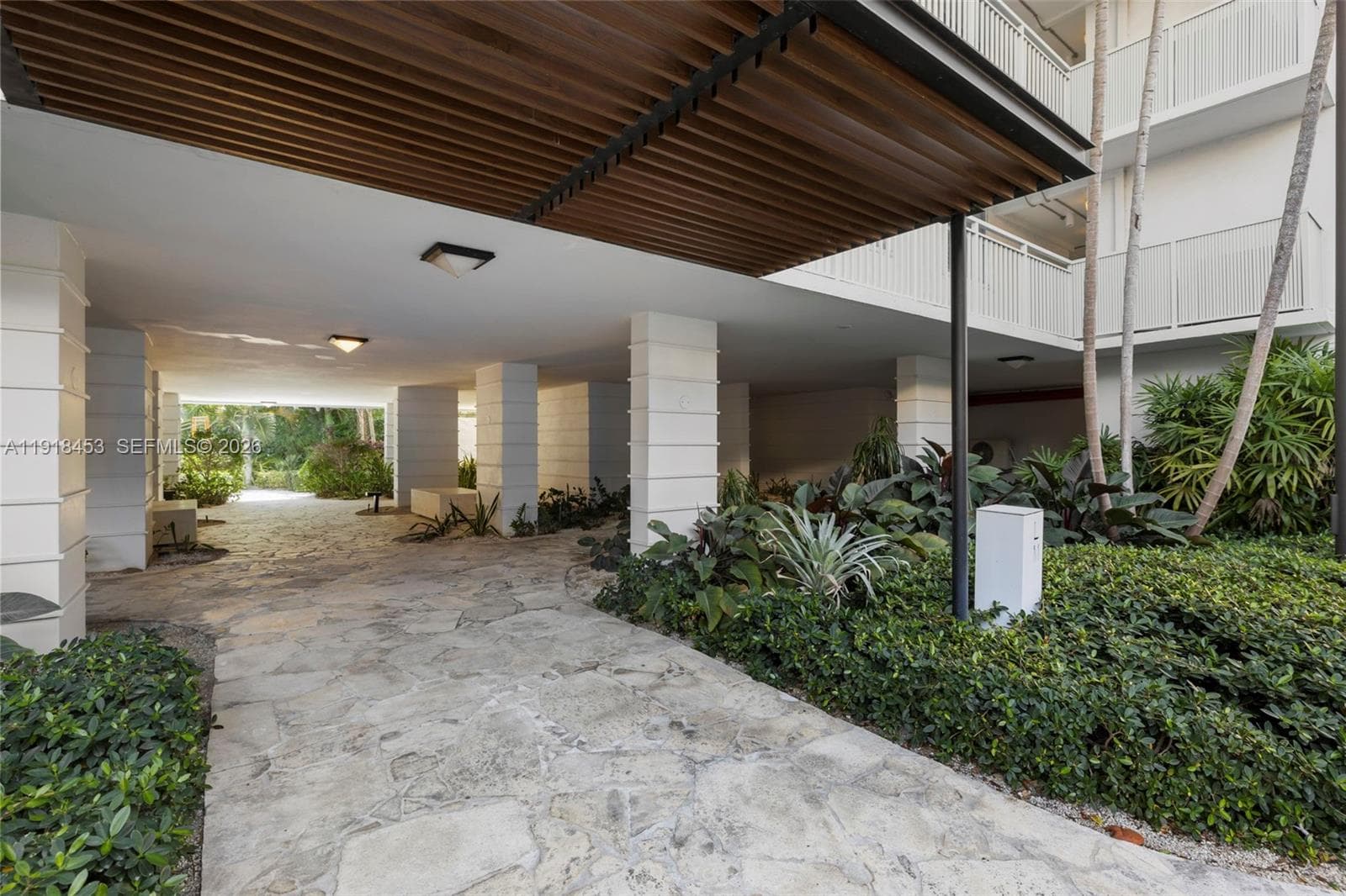 605 Ocean Dr # 2L, Key Biscayne FL 33149 — 41