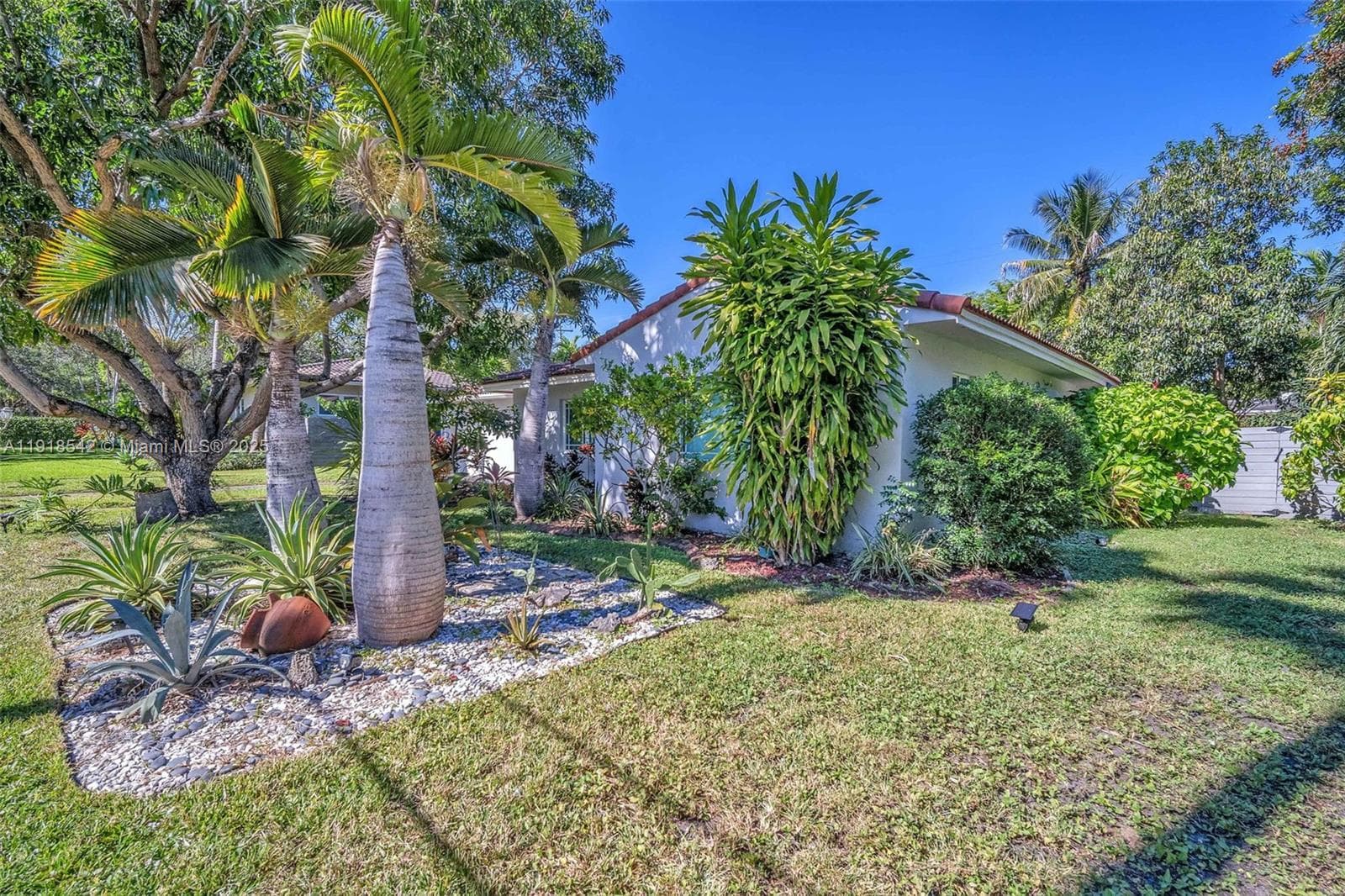 1285 NE 103rd St, Miami Shores FL 33138 — 37