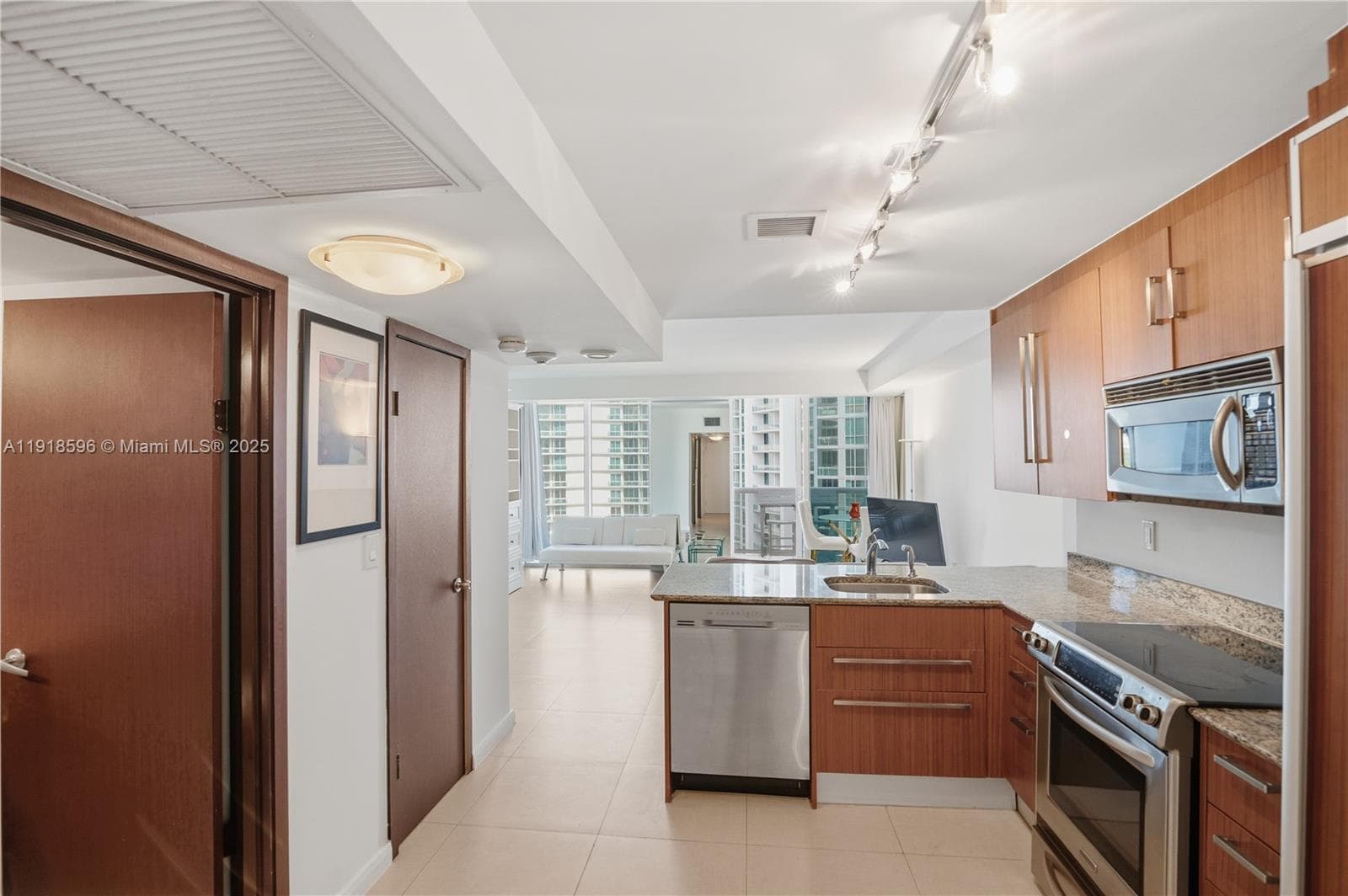 10275 Collins Avenue # 1101, Bal Harbour FL 33154 — 18