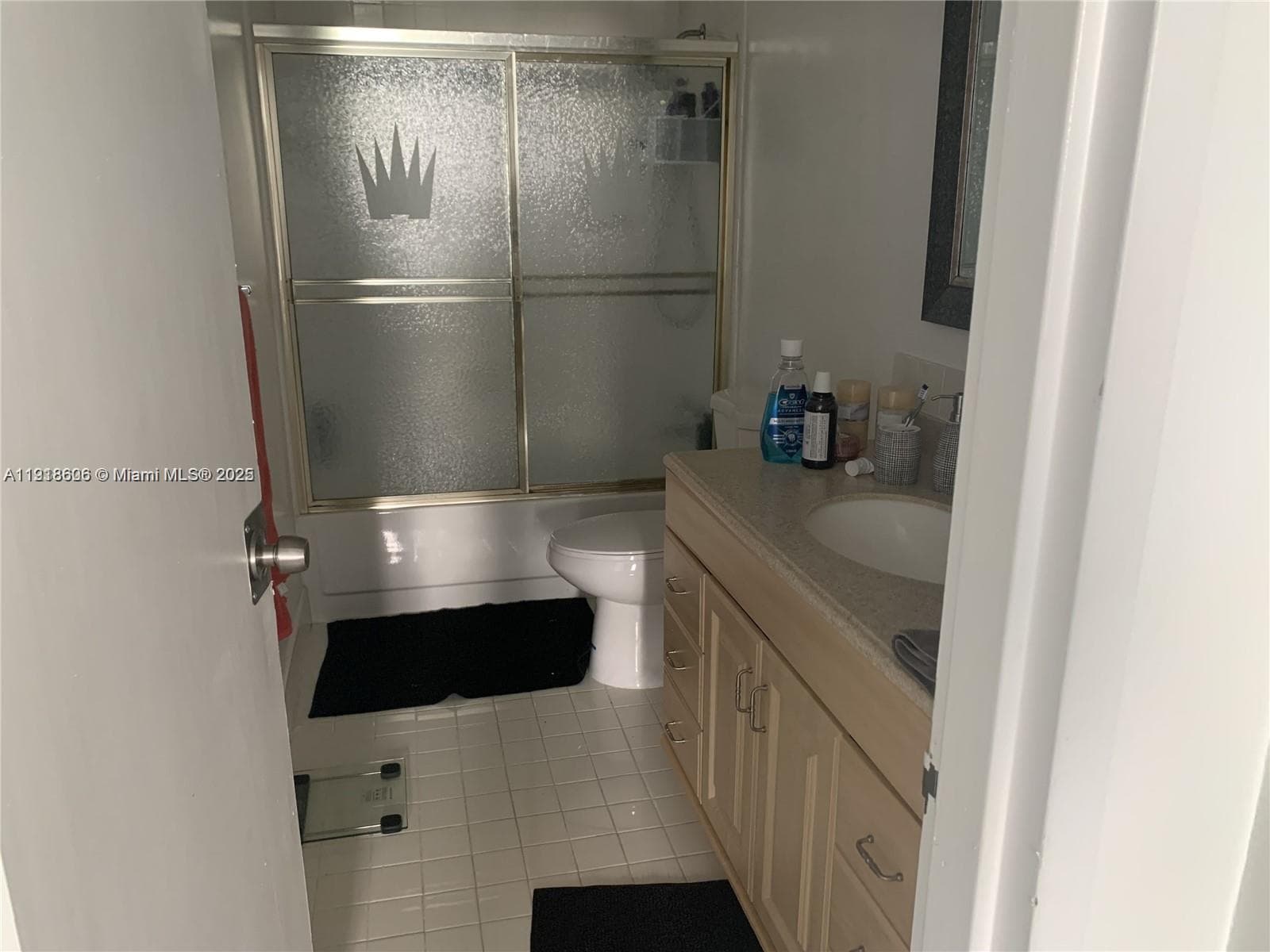 900 Bay Dr # 211, Miami Beach FL 33141 — 27