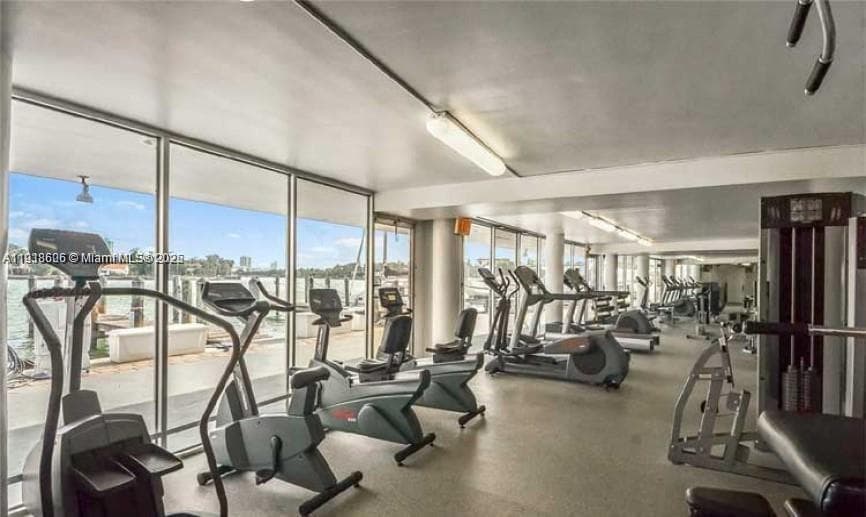 900 Bay Dr # 211, Miami Beach FL 33141 — 43
