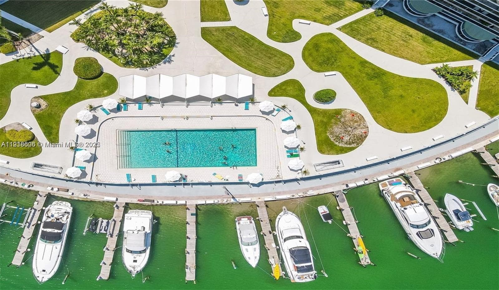 900 Bay Dr # 211, Miami Beach FL 33141 — 77
