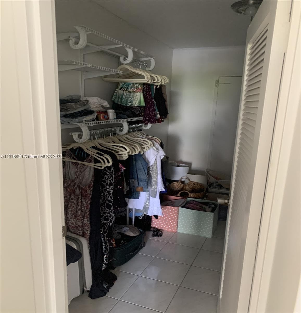 900 Bay Dr # 211, Miami Beach FL 33141 — 28