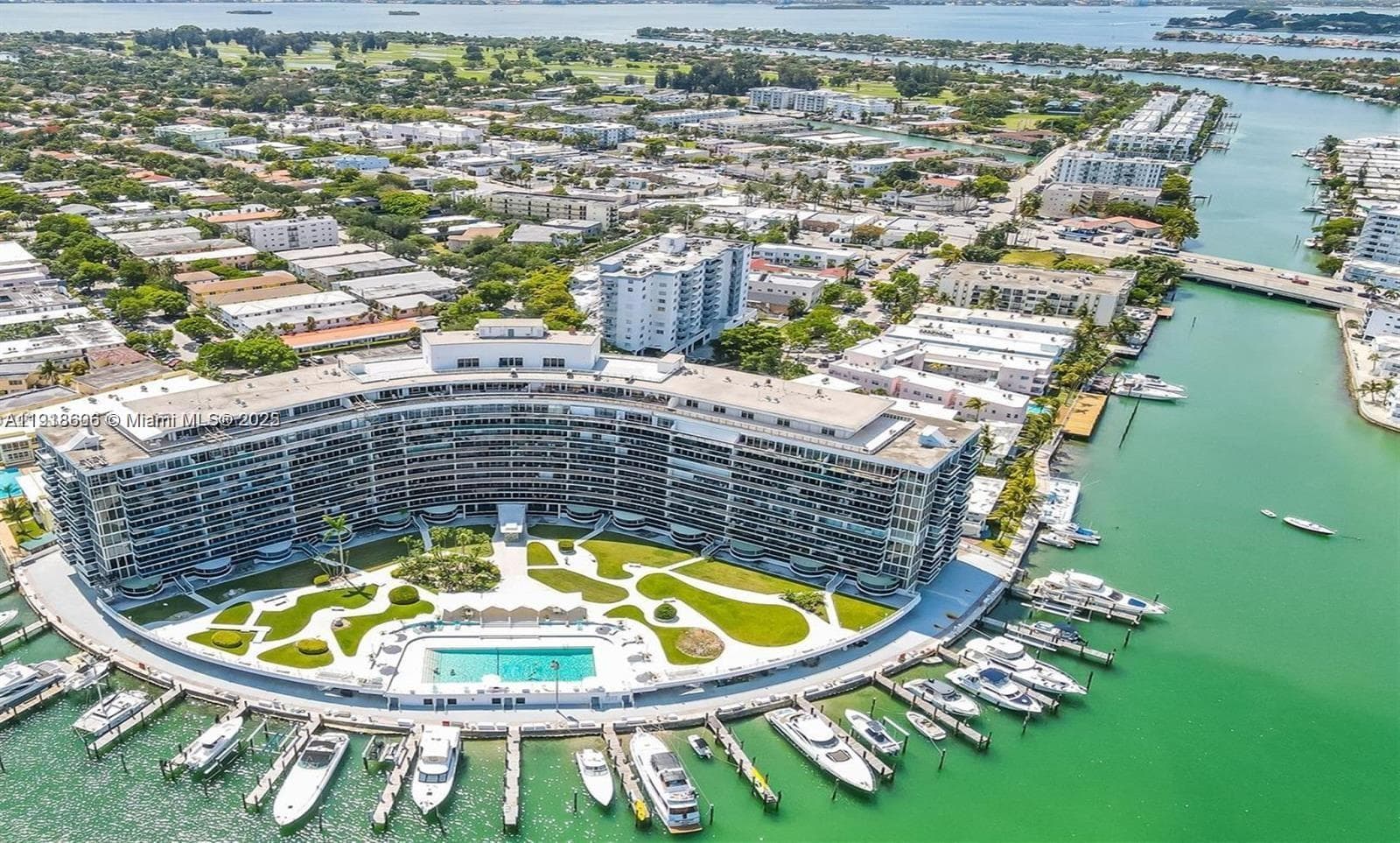 900 Bay Dr # 211, Miami Beach FL 33141 — 75