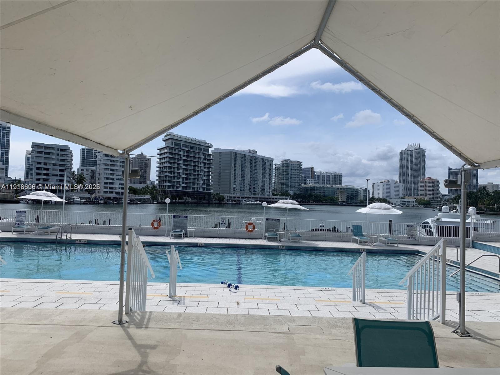 900 Bay Dr # 211, Miami Beach FL 33141 — 55