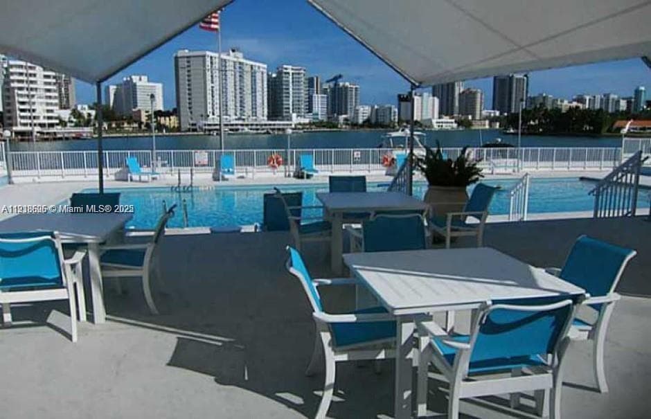900 Bay Dr # 211, Miami Beach FL 33141 — 58