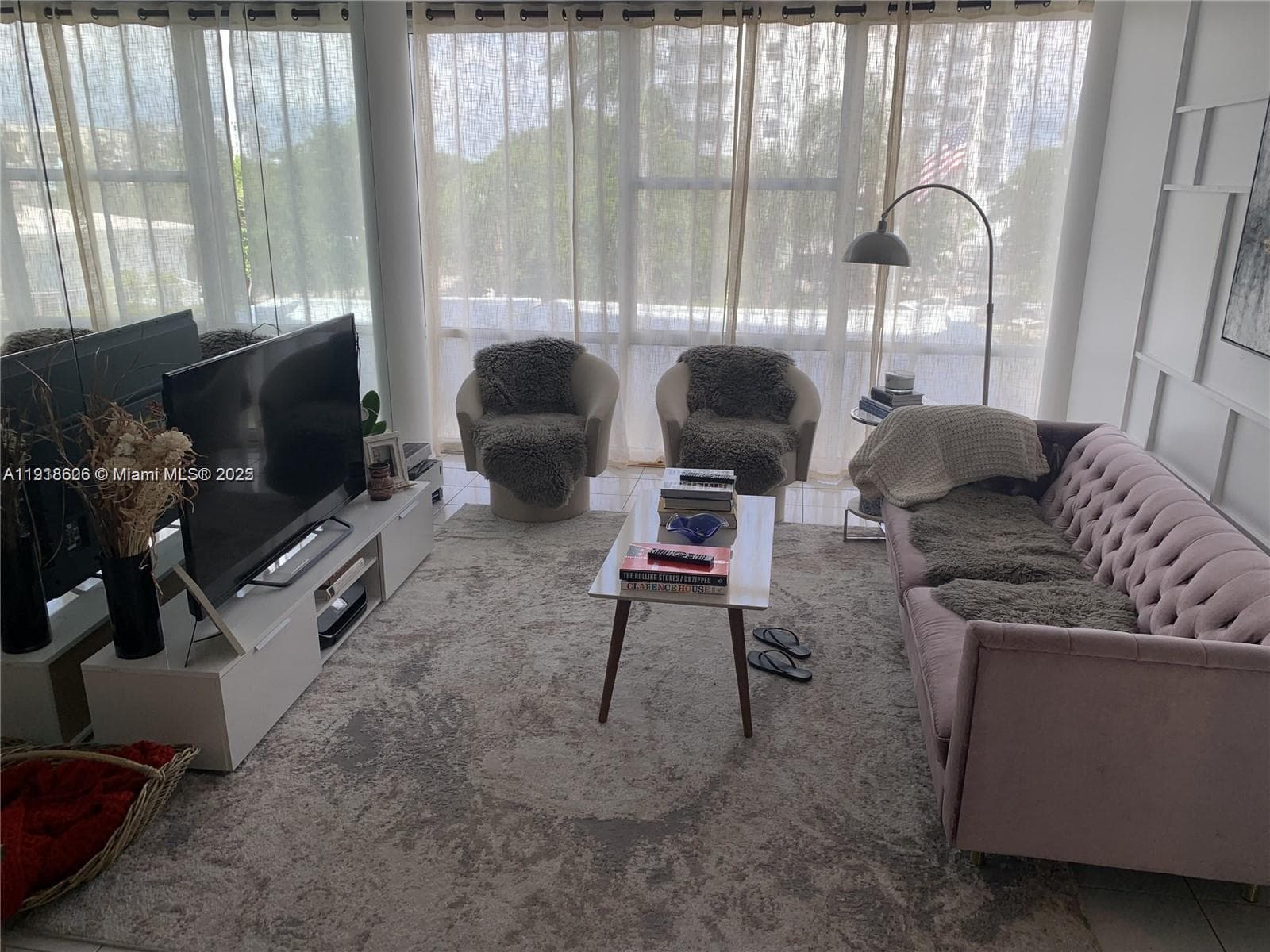 900 Bay Dr # 211, Miami Beach FL 33141 — 21