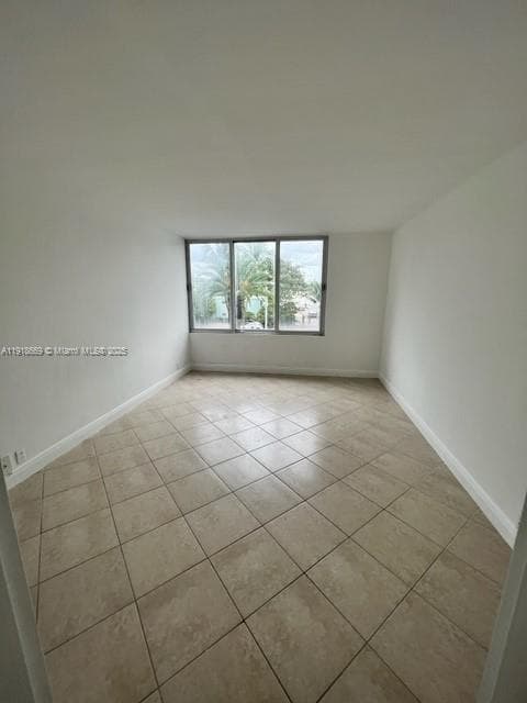 1000 West Ave # 225, Miami Beach FL 33139 — 7