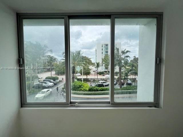 1000 West Ave # 225, Miami Beach FL 33139 — 8