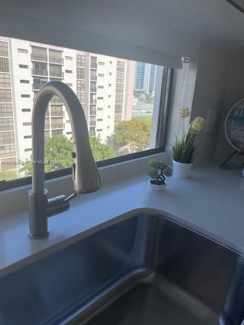 16909 N Bay Rd # 805, Sunny Isles Beach FL 33160 — 16