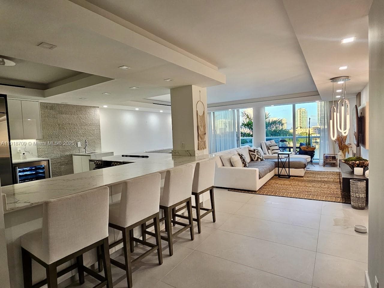 900 Bay Dr # 524, Miami Beach FL 33141 — 12