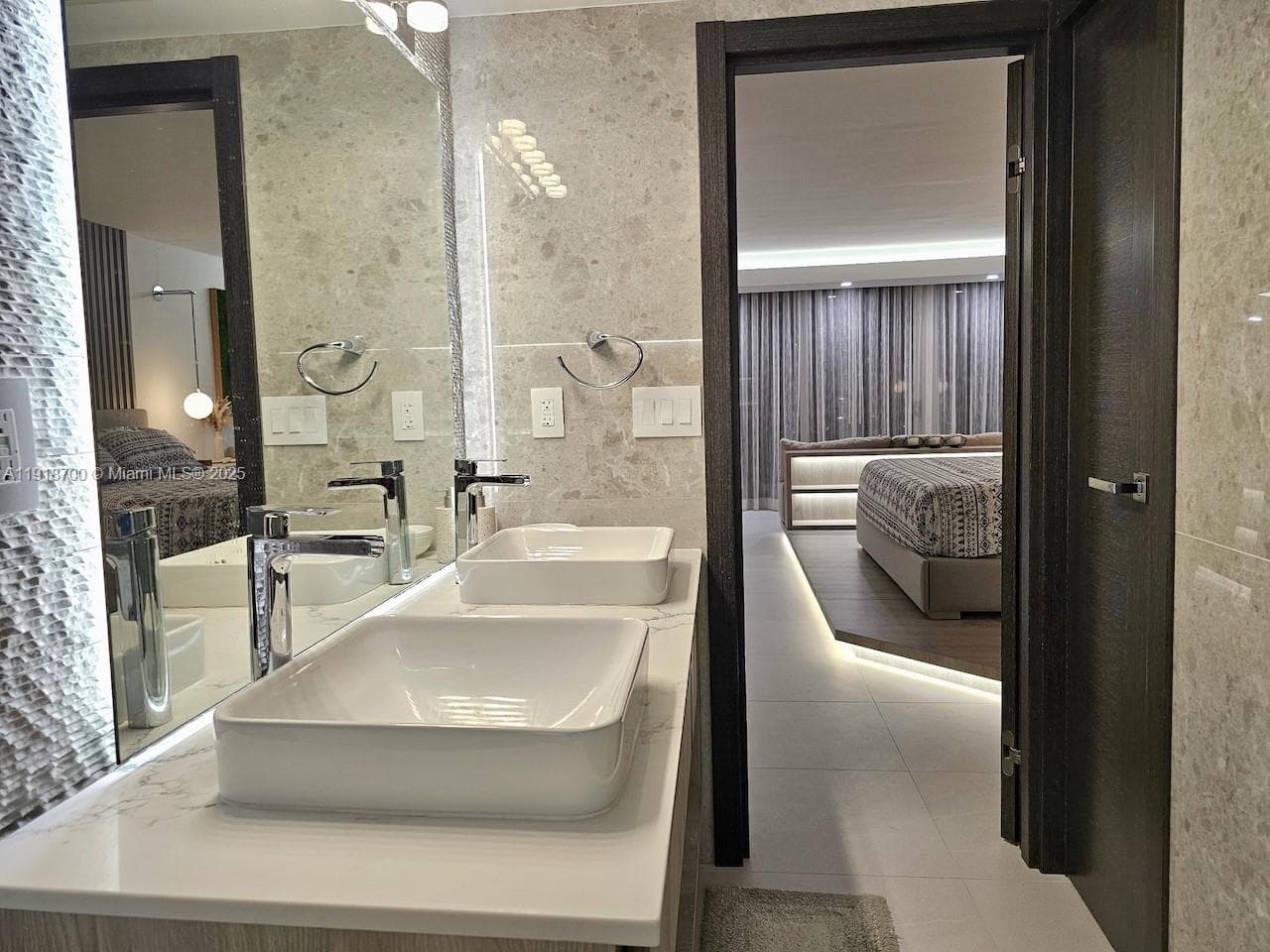 900 Bay Dr # 524, Miami Beach FL 33141 — 28