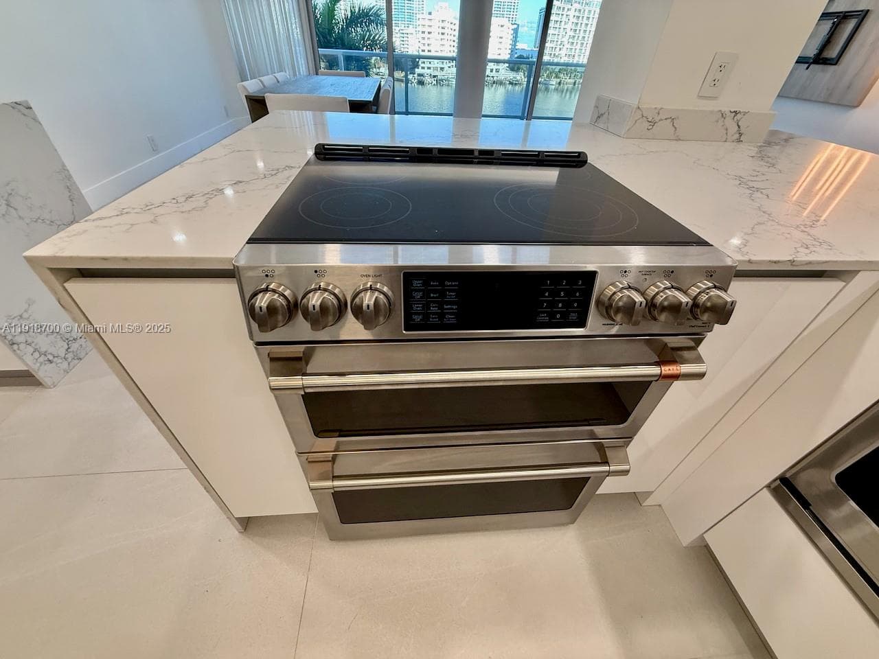 900 Bay Dr # 524, Miami Beach FL 33141 — 14