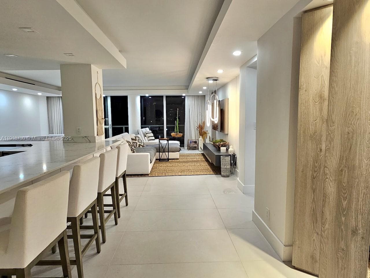 900 Bay Dr # 524, Miami Beach FL 33141 — 19