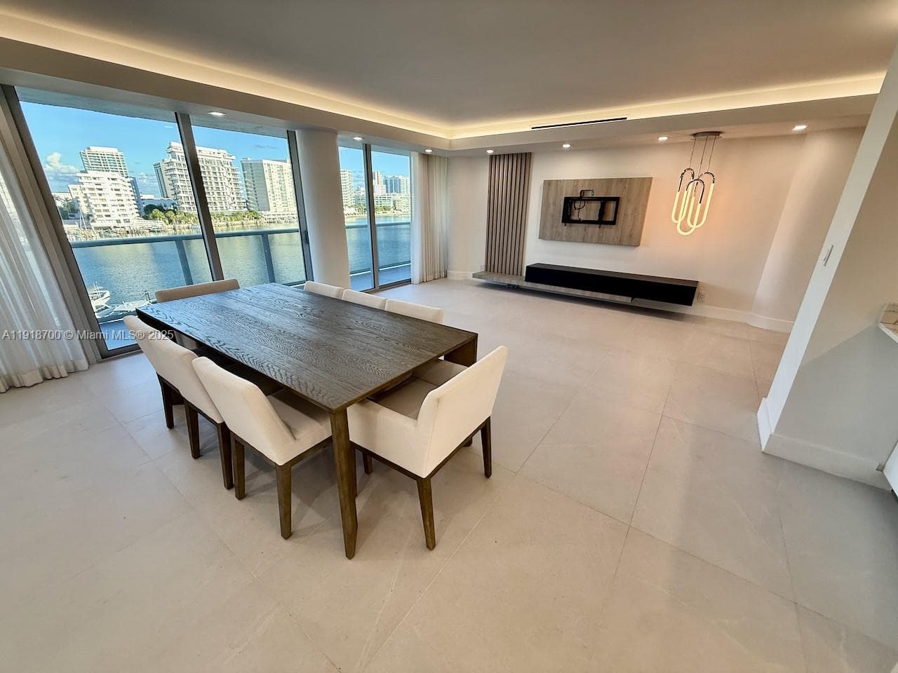 900 Bay Dr # 524, Miami Beach FL 33141 — 8