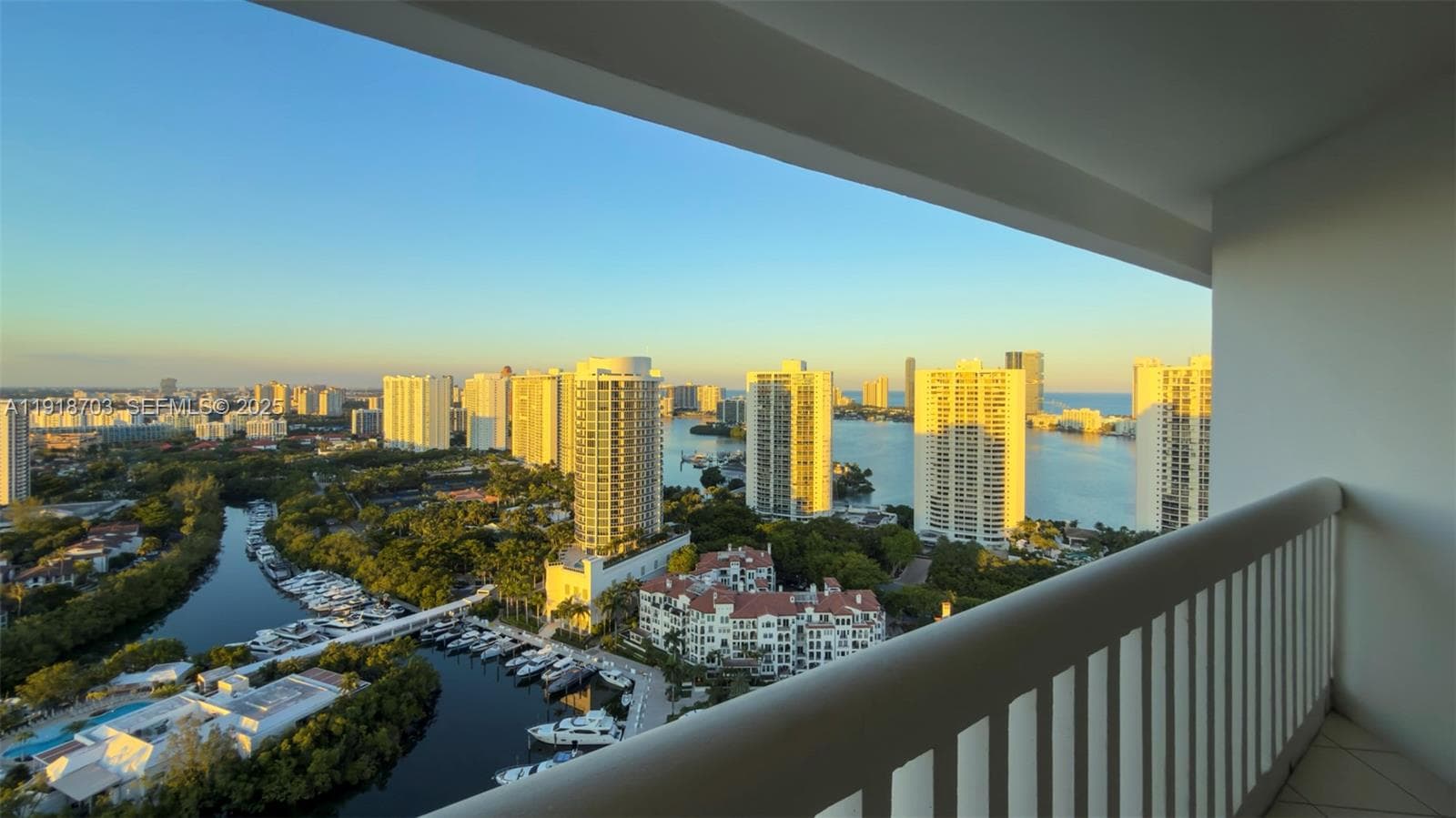 2000 Island Blvd # 3004, Aventura FL 33160 — 19