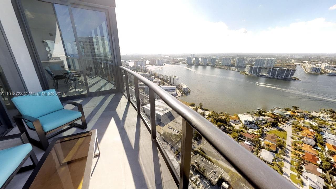 18555 COLLINS AVE # 4804, Sunny Isles Beach FL 33160 — 27