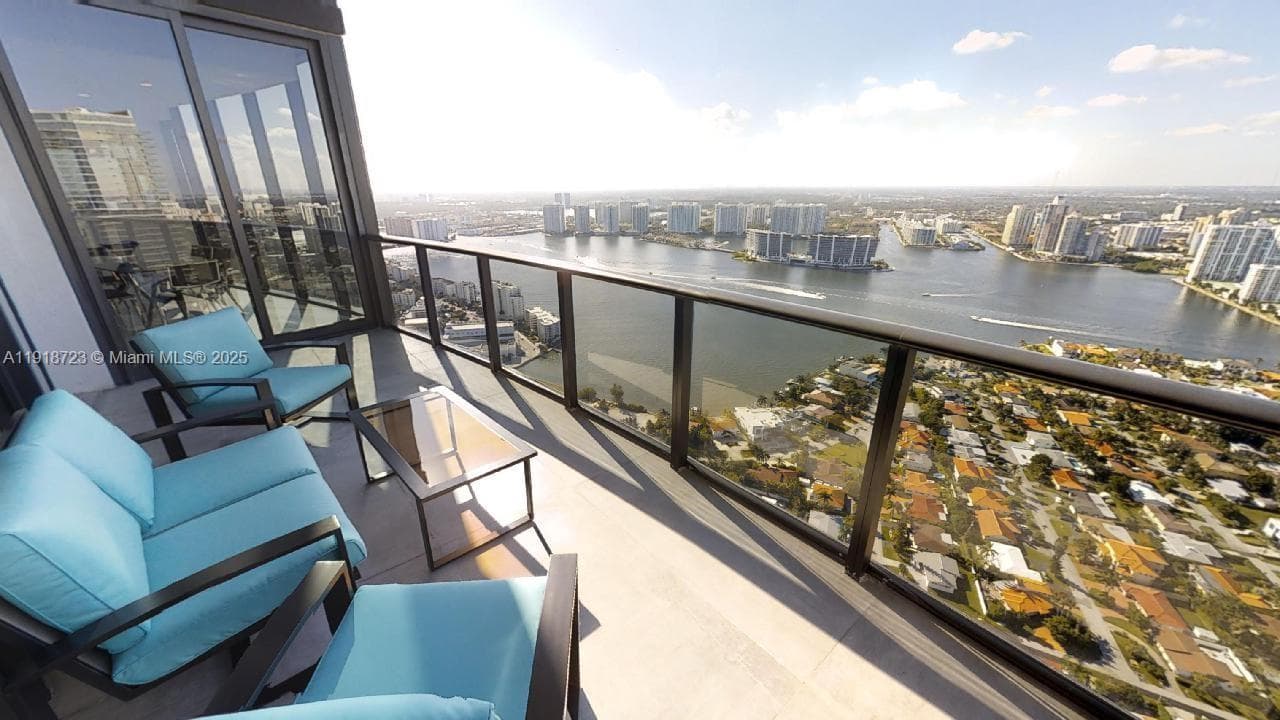 18555 COLLINS AVE # 4804, Sunny Isles Beach FL 33160 — 26