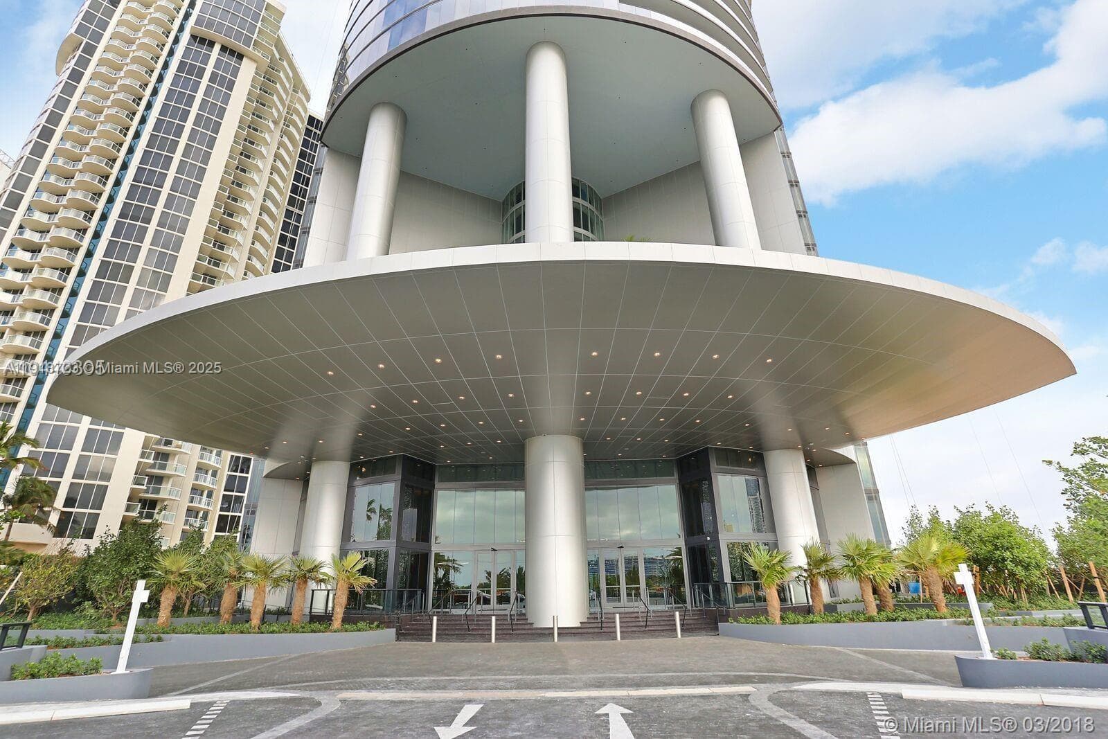 18555 COLLINS AVE # 4804, Sunny Isles Beach FL 33160 — 3