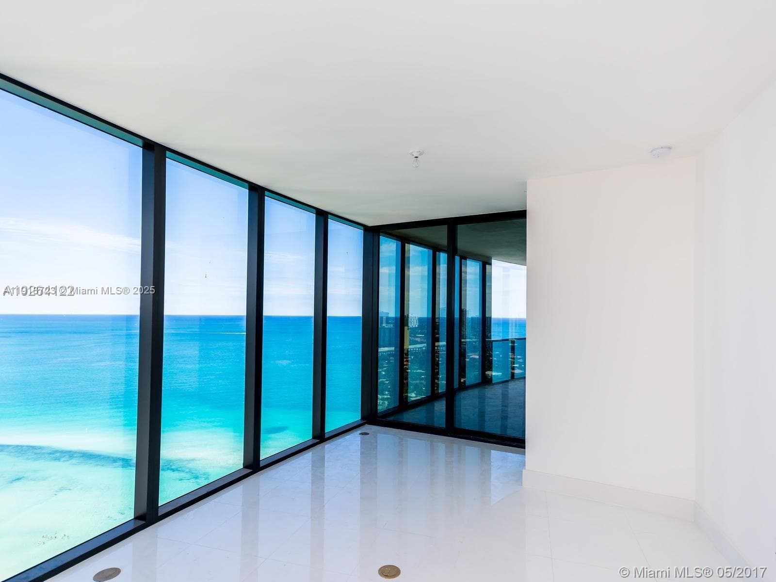 18555 COLLINS AVE # 4804, Sunny Isles Beach FL 33160 — 19