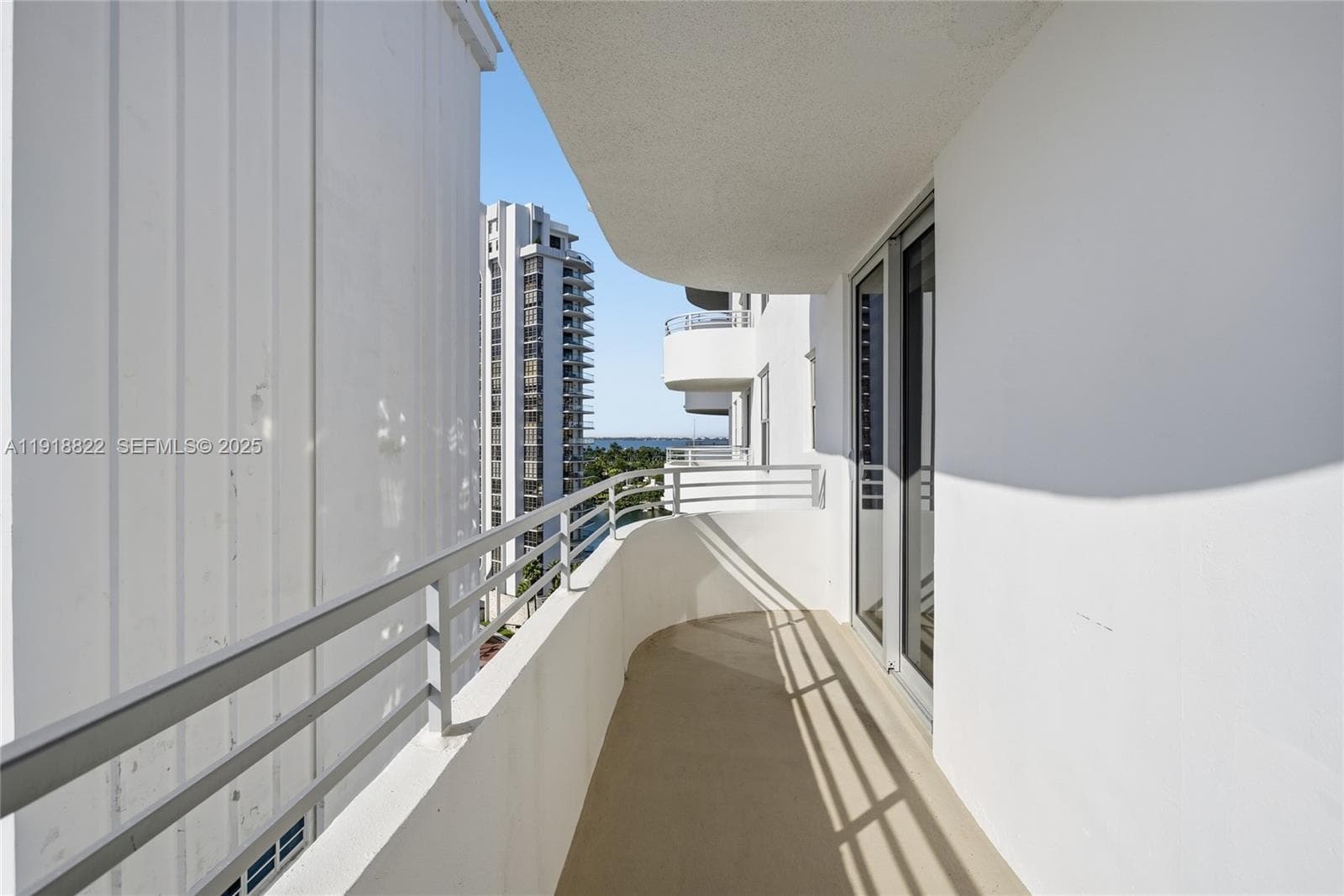 5555 Collins Ave # 12N, Miami Beach FL 33140 — 12