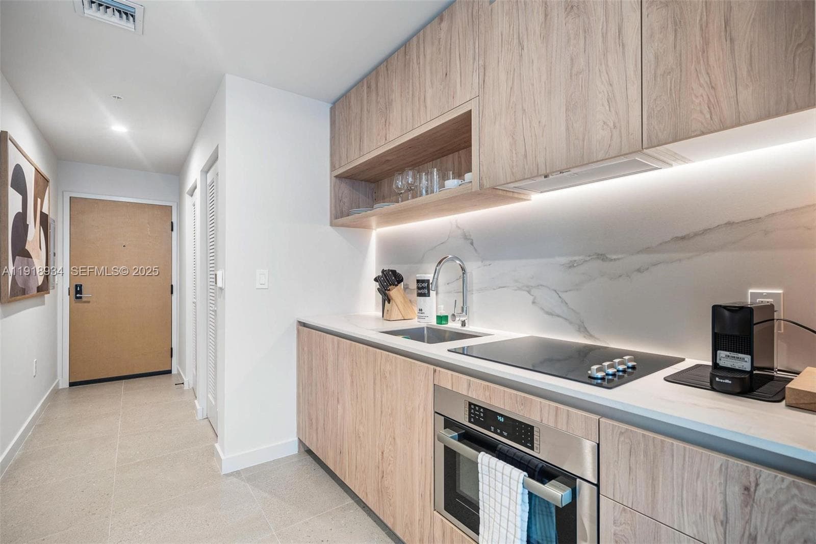 11 NE 6th Street # 2206, Miami FL 33132 — 6