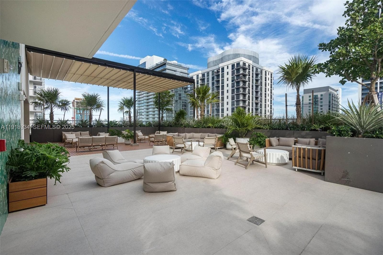 11 NE 6th Street # 2206, Miami FL 33132 — 26