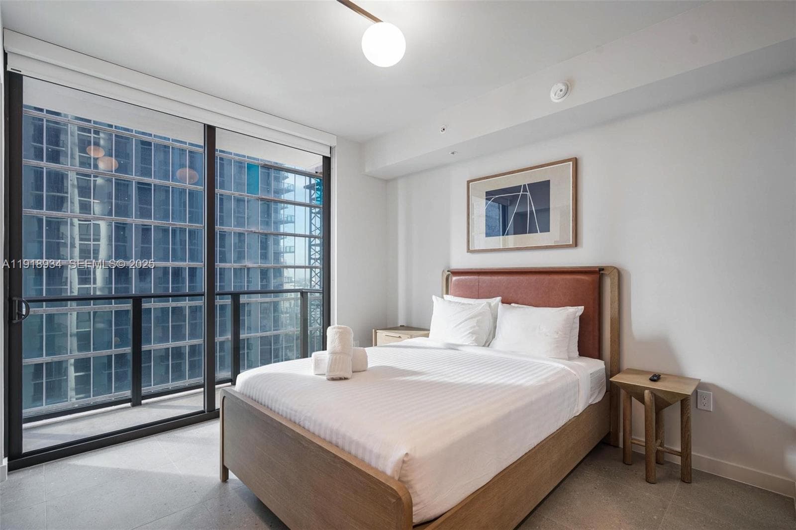 11 NE 6th Street # 2206, Miami FL 33132 — 1