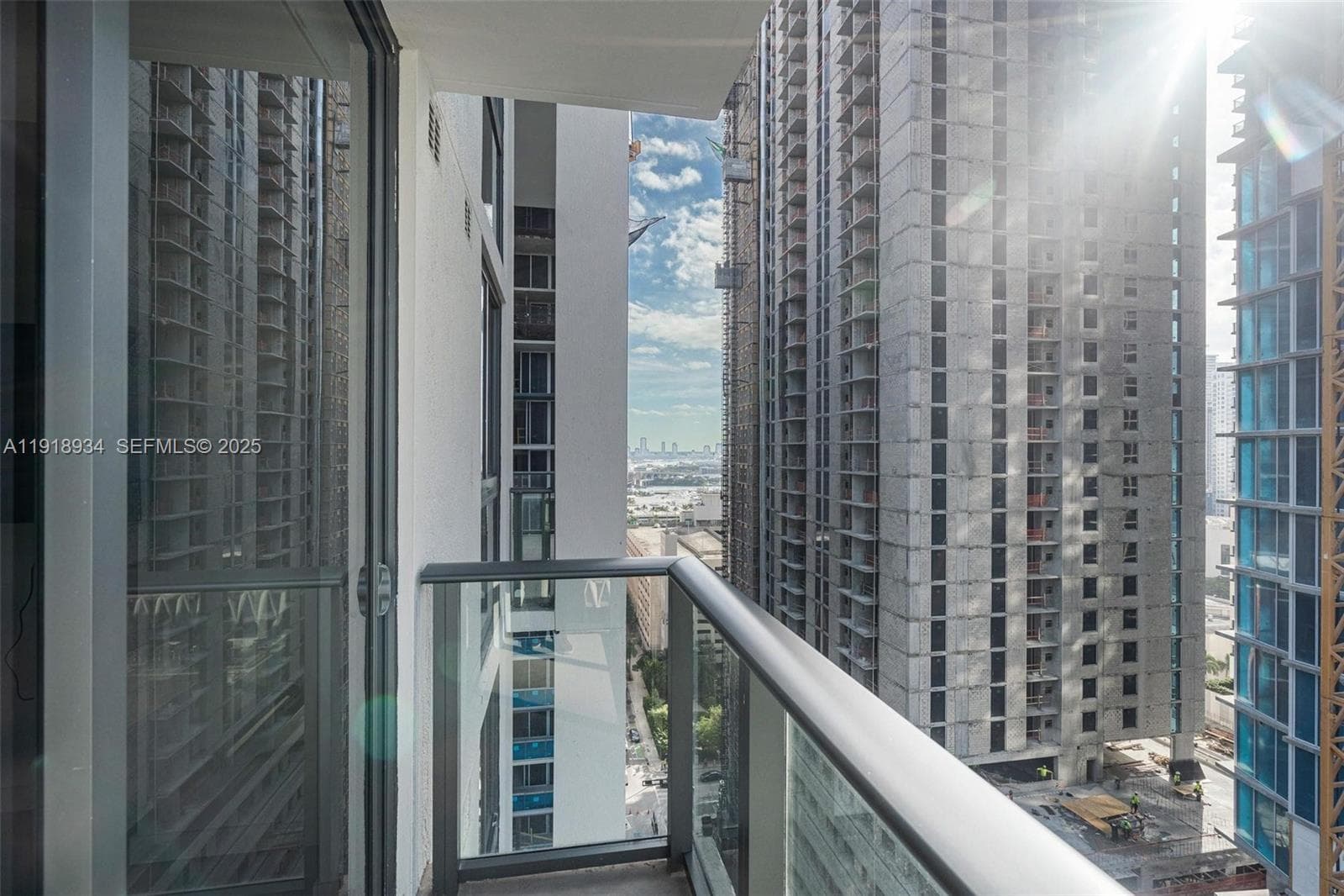 11 NE 6th Street # 2206, Miami FL 33132 — 18